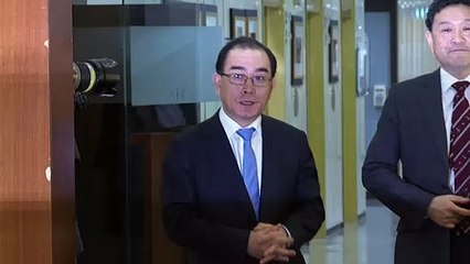 Defector slams Trump ahead of Kim summit