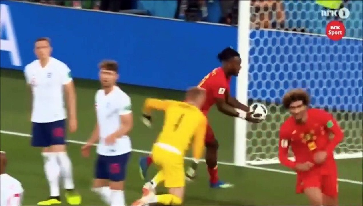 Michy Batshuay Fail Celebrate By Kicking The Ball At His Face