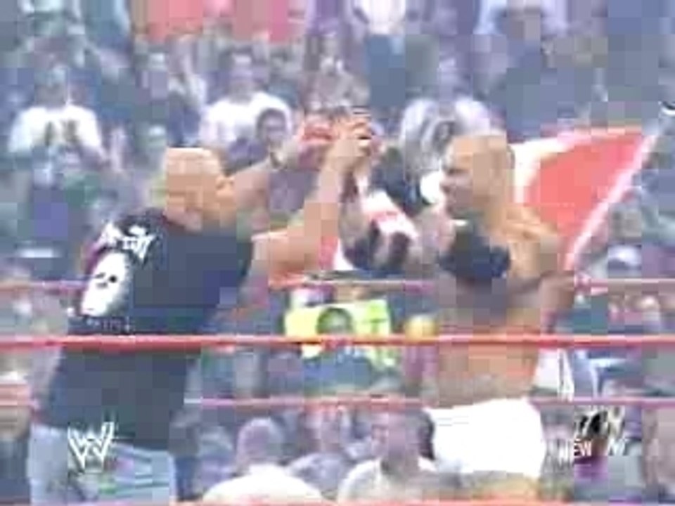 WWE- Goldberg and Stone Cold Steve Austin - Beer Bash