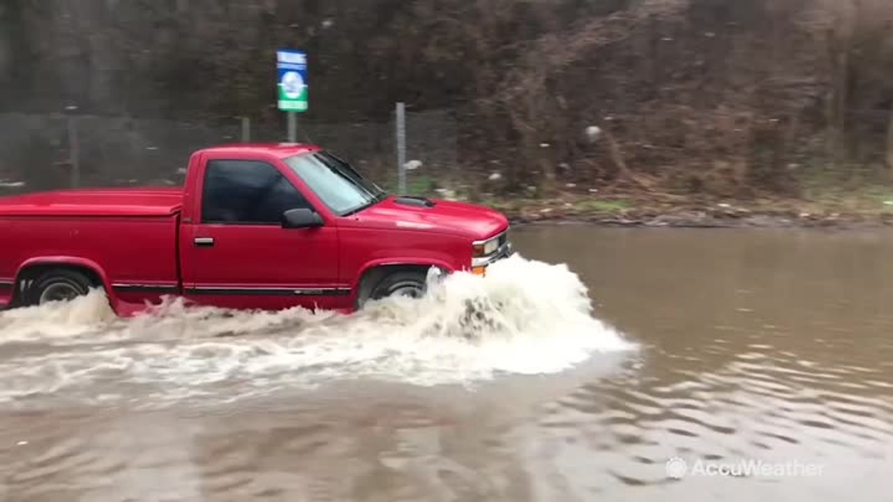 Heavy rain and flooding makes Music City sing the blues