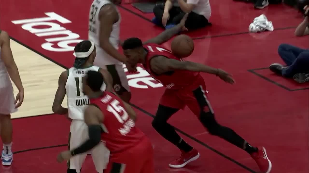 Duane Notice (15 points) Highlights vs. Wisconsin Herd