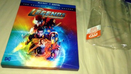 DC's Legends of Tomorrow Season 2 Blu-Ray/Digital HD Unboxing