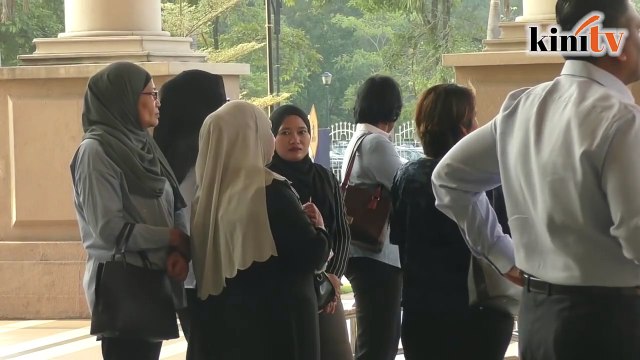 Peguam Umno didakwa terima RM15 juta wang haram