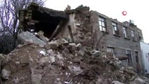 Ayvacık Depreminin Bilançosu Gün Ağarınca Gözler Önüne Serildi