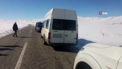 Bir minibüsten 41 kaçak göçmen çıktı