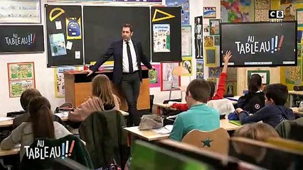 Dans "Au Tableau", le ministre de l'Intérieur, Christophe Castaner, fait des confidences sur son père - VIDEO