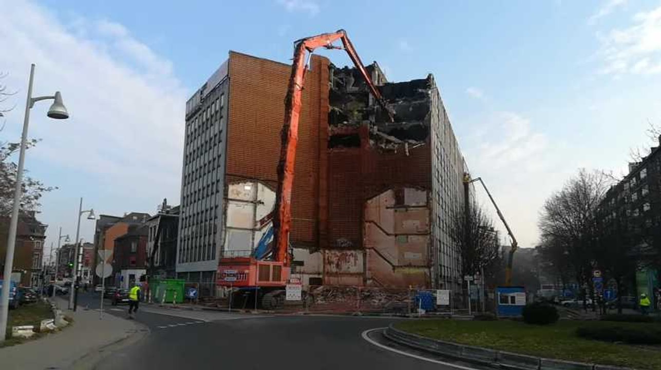 Charleroi-Chantier du"fer à repasser