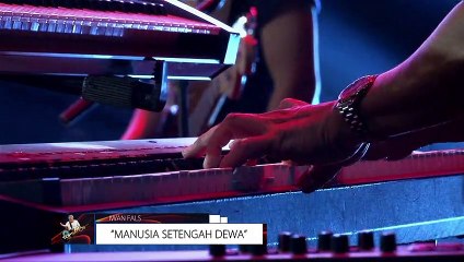MANUSIA SETENGAH DEWA