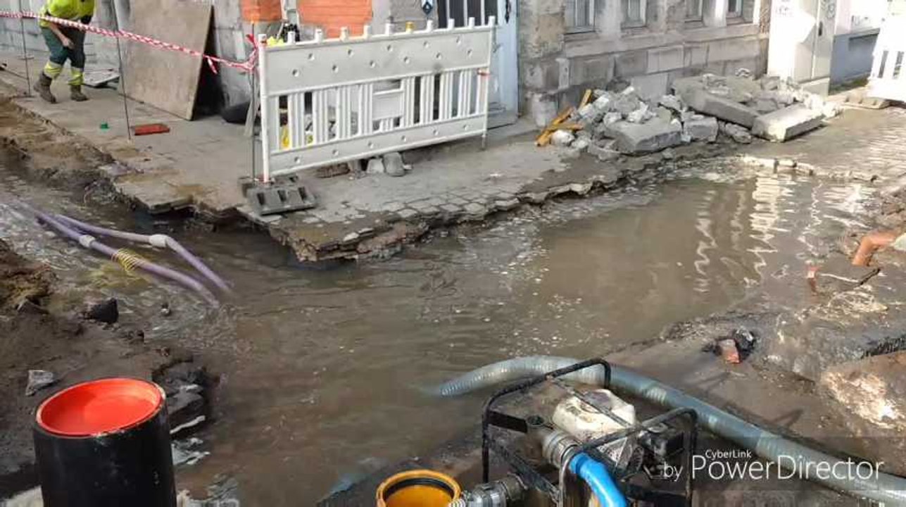Fuite d'eau rue de la Madeleine Tournai