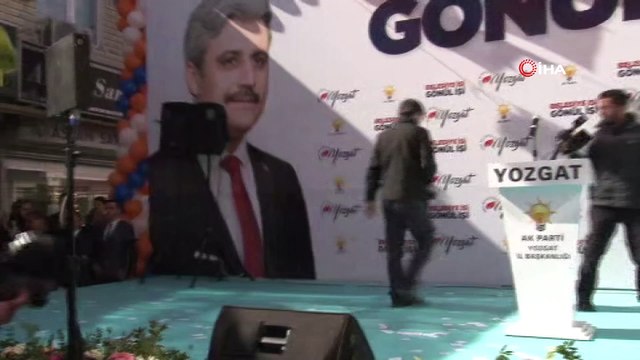 Cumhurbaşkanı Yardımcısı Oktay: 'Ülkemize yönelik tehdit oluşturmaya çalışanların tepelerine balyoz gibi iniyoruz'