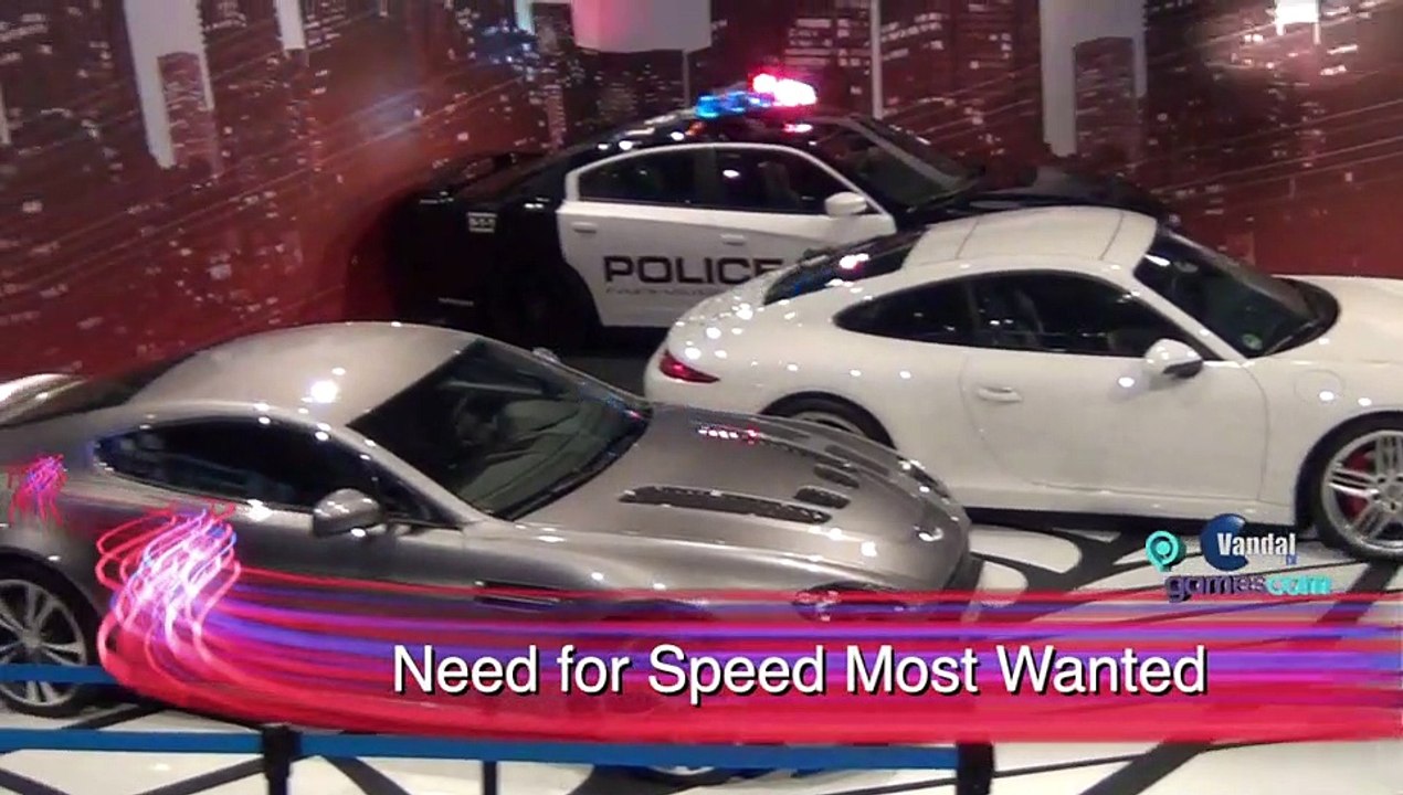 Jugando a Need for Speed: Most Wanted - Vandal...