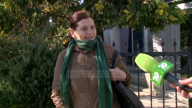 Bashkia e Kamzës, e gjitha në protestë - Top Channel Albania - News - Lajme