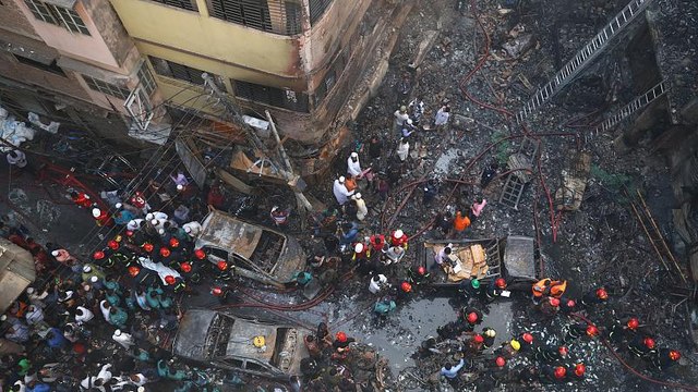 Bangladeş'te yangın: En az 70 ölü