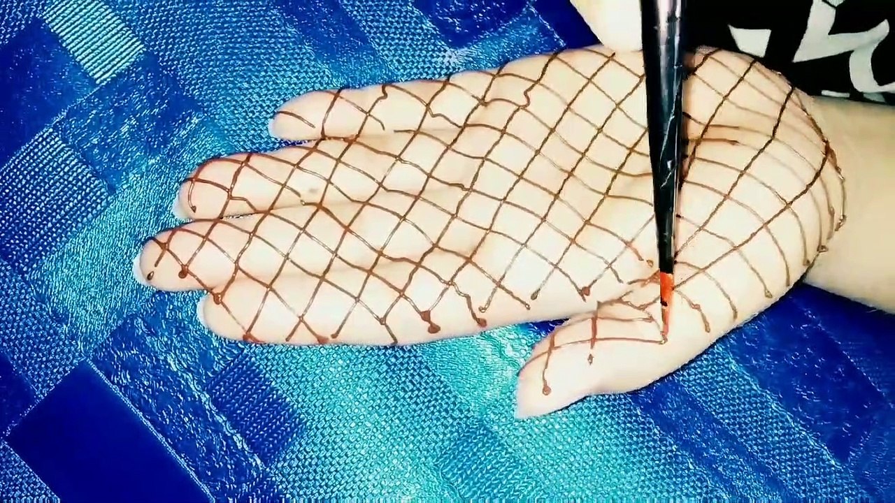 NET STYLE MEHNDI DESIGN BY MMP