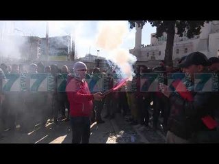 AKEP BLLOKON VALET E TELEFONAVE CELULAREVE ME KERKESE TE POLICISE - News, Lajme - Kanali 7