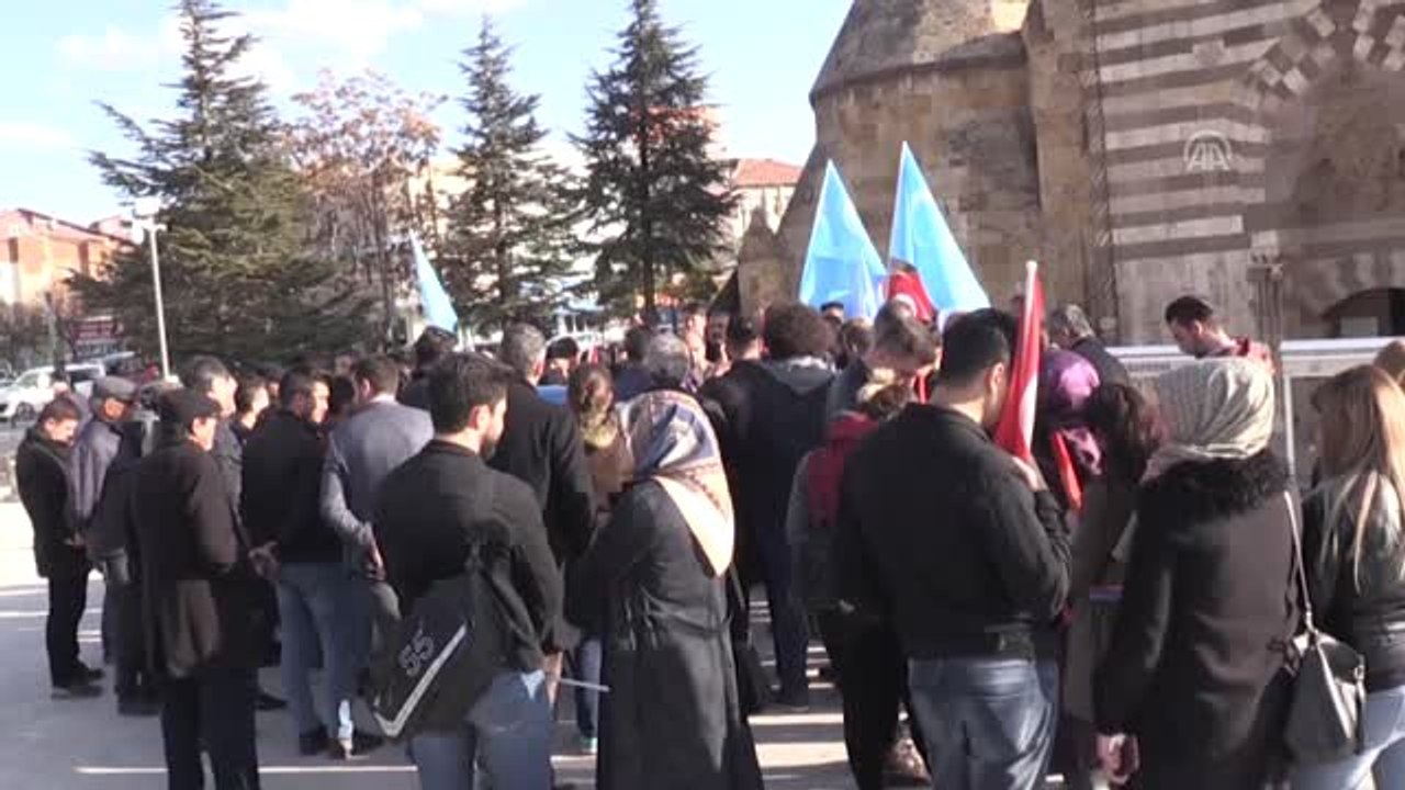 Çin'in Doğu Türkistan Politikalarına Tepkiler