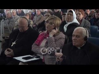 Ora News - Nebil Çika: Mazhoranca riktheu diktaturën me Ruçin