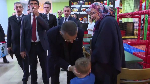 Cumhurbaşkanı Yardımcısı Oktay, lise arkadaşlarıyla buluştu - YOZGAT