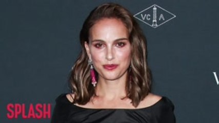 Télécharger la video: Natalie Portman Seeks Restraining Order