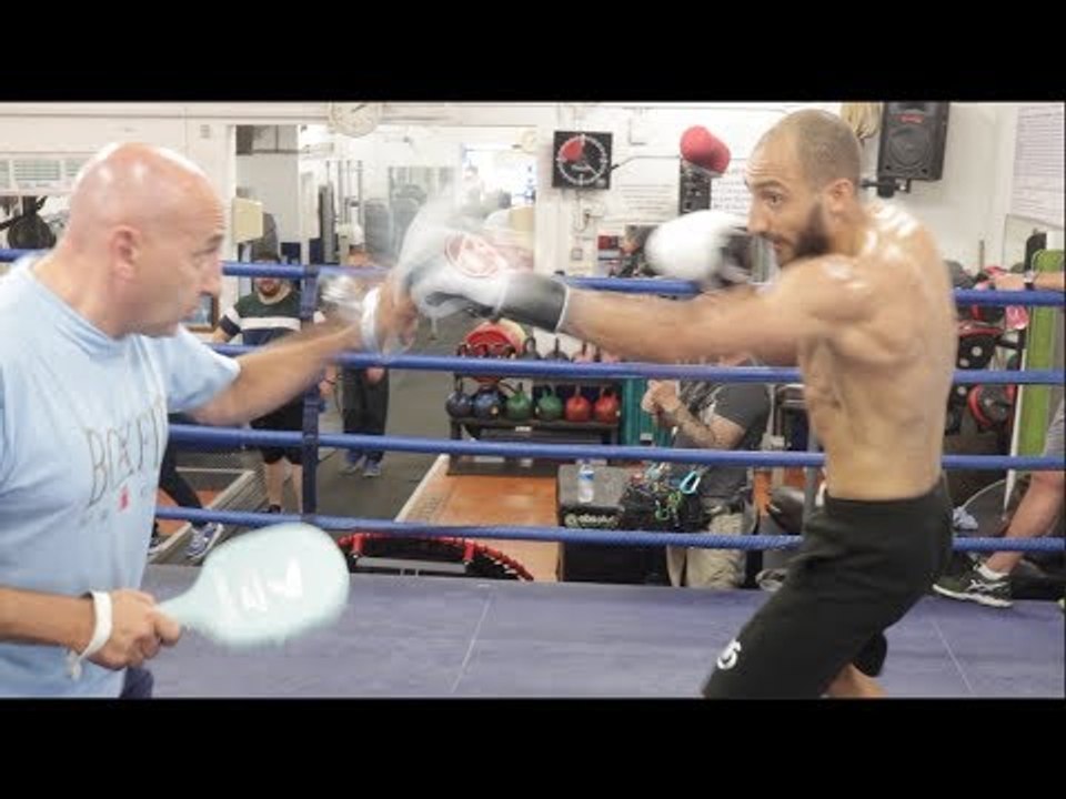 SHARP!! BRADLEY SKEETE SHOWS BRILLIANT SPEED & TIMING POUNDING THE PADS W/ TRAINER AL 'FAGAN' SMITH