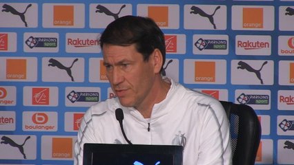 26e j. - Garcia : "Avec Balotelli, je reste vigilant"