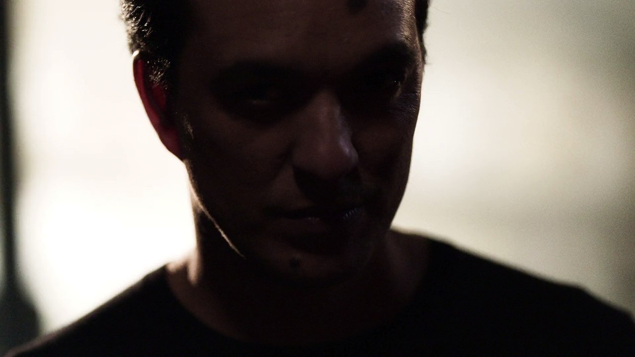 EXCLU - Découvrez "Belles sueurs", le nouveau clip de Malik Djoudi