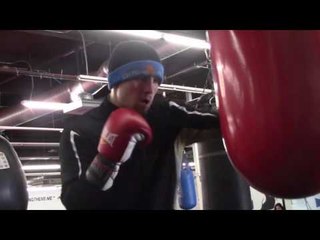SPEED & PRECISION  - HIGHLY RATED JASON QUIGLEY WORKS ON THE SPEEDBALL & HEAVYBAG