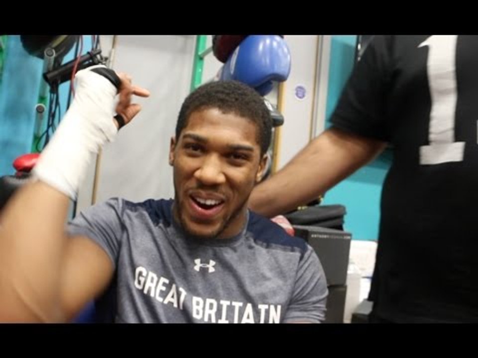 ANTHONY JOSHUA RESPONDS TO TYSON FURY TWITTER BEEF, 'BILLIONAIRE' COMMENTS, KLITSCHKO & WHYTE v WACH