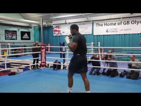 ANTHONY JOSHUA SHADOW BOXING FOOTAGE AHEAD OF WLADIMIR KLITSCHKO CLASH / JOSHUA v KLITSCHKO