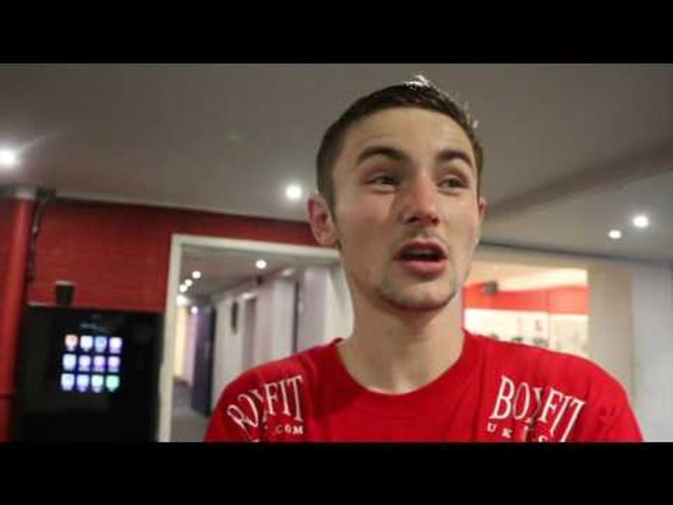 'ITS SO TRUE SEE WHO IS IN DRESSING WHEN YOU LOSE' - BOY JONES JR BATTERS ANDIS DIDZUS IN ONE ROUND