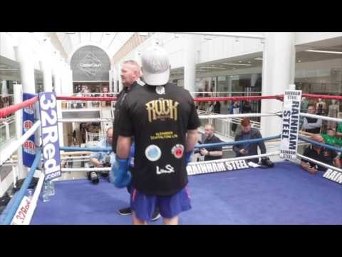 ROCK SOLID! - STEPHEN ORMOND - OFFICIAL PUBLIC WORKOUT IN BELFAST / BATTLE OF BELFAST