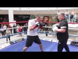 MONSTER POWER! - CRUISERWEIGHT STEPHEN SIMMONS SMASHES THE PADS WITH BILLY NELSON / TAYLOR v DAVIES