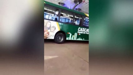 'É um absurdo, uma safadeza', desabafa internauta por falta de ônibus no Terminal Leste