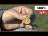 Metal detectorist unearthed an Anglo Saxon gold pendant | SWNS TV