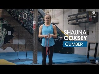 Shauna Coxsey's warm-up routine: Workout Wednesday 30.01.19
