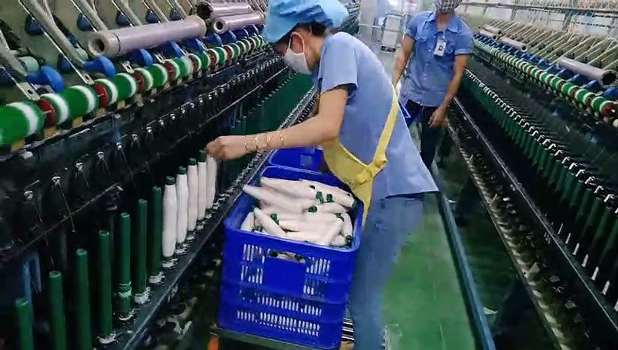 Factory Workers Have Crazy Quick Hands