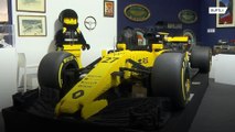 Renault F1 из LEGO в натуральную величину ушел с молотка