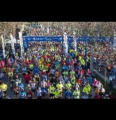 Hassan ou le petit prince du macadam...Avec de tels exploits, c'est le kief ou le bonheur absolu à te voir!