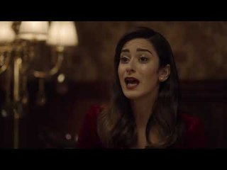 مسلسل ليالي أوجيني - فريد يحرج كريمة امام عزيز، وكريمة تنفجر من العياط