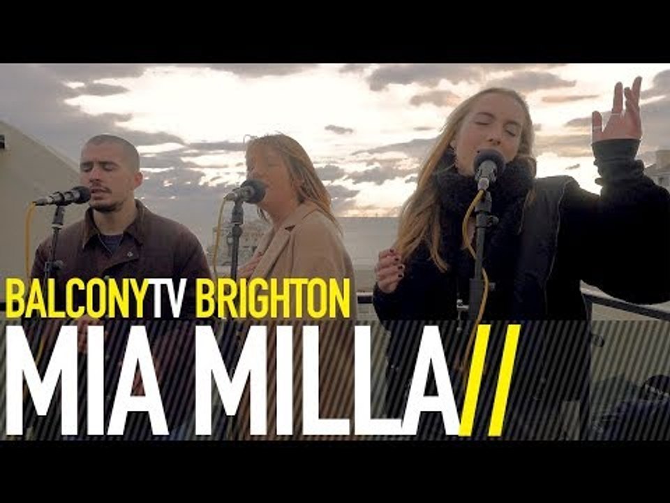 MIA MILLA - THE WAY YOU ROLL (BalconyTV)