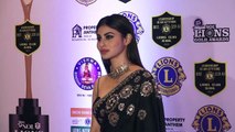 Mouni's BEFITTING REPLY to reporter on her Surgery