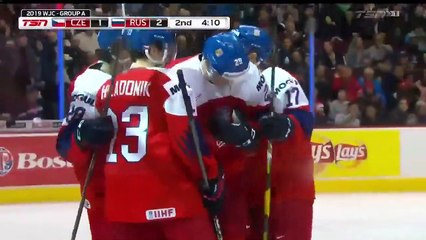 Czech World Junior player scores with his face