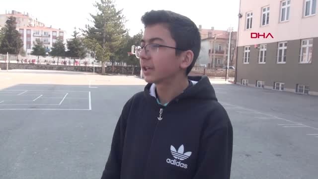 Çorum'da Okula Giren Pitbull Öğrencilere Saldırdı 2 Yaralı-2