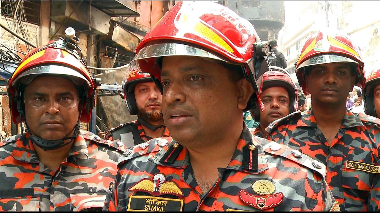 Dhaka fire: Bangladesh calls off rescue operation