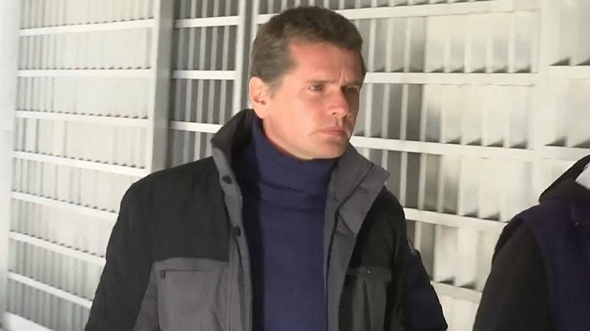 Александр Винник прекратил голодовку