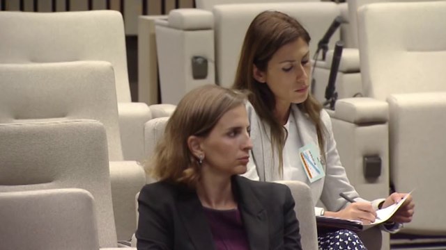 HAHN MOGHERINI DËNOJMË DHUNËN! SHBA REFUZONI THIRRJET PËR DHUNË