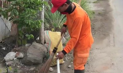 Petugas Kebersihan Optimistis Jadi Anggota Dewan