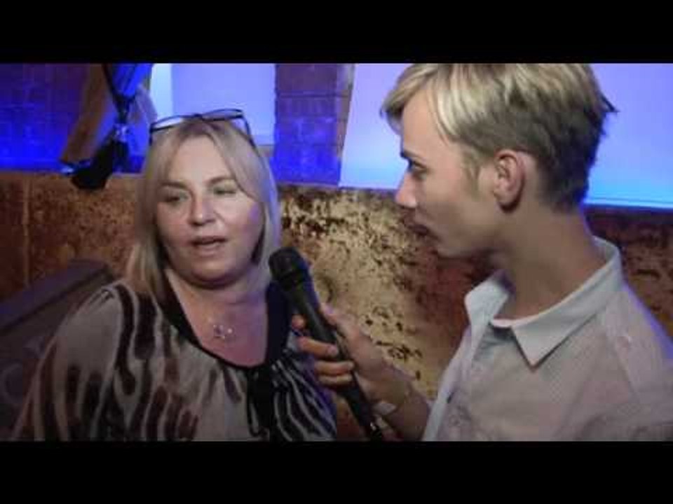HARRY DERBIDGE INTERVIEWS JULIE CHILDS FOR iFILM LONDON / THE FACE OF ESSEX 2012 GRAND FINAL