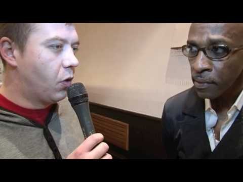 BARRY HUNTER (TRAINER) talks Khan v Peterson rematch / iFILM LONDON.