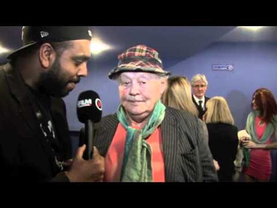 DUDLEY SUTTON INTERVIEW FOR iFILM LONDON / OUTSIDE BET UK PREMIERE